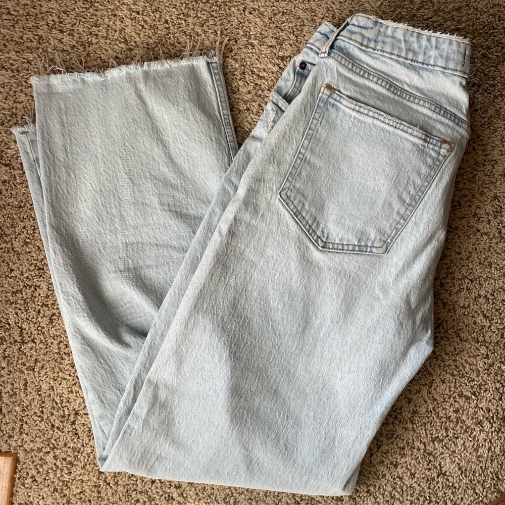 Abercrombie The 90’s Relaxed Jean High Rise Curve Love